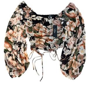 Lulu’s Capture the Moment Black Floral Ruched Long Sleeve Crop Top